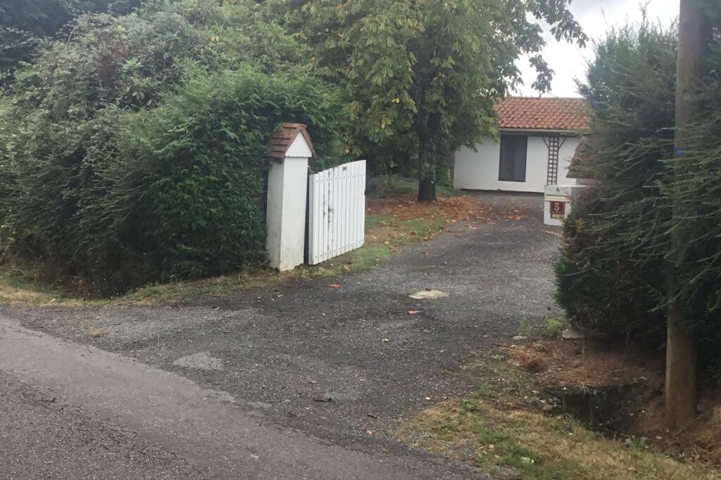 Breesfalt Gite Accomodation Villa Maisonnais-Sur-Tardoire Bagian luar foto