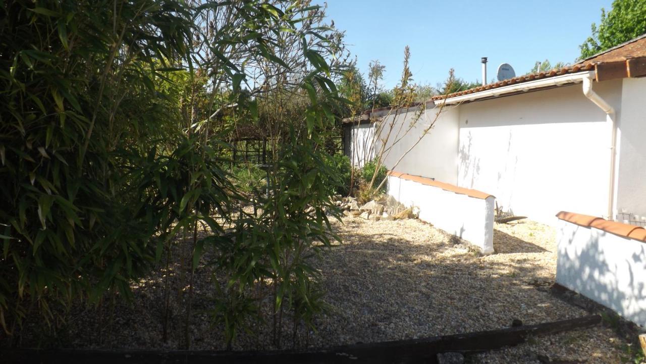 Breesfalt Gite Accomodation Villa Maisonnais-Sur-Tardoire Bagian luar foto
