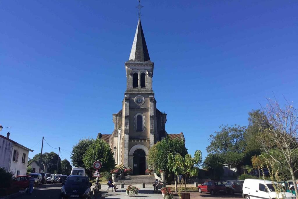 Breesfalt Gite Accomodation Villa Maisonnais-Sur-Tardoire Bagian luar foto